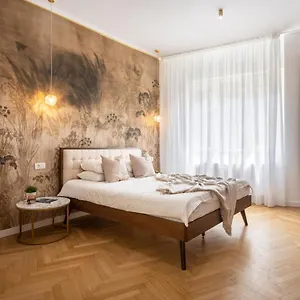 Old Town Bucharest, Luxury 2 Bedrooms Apartamento Bucarest